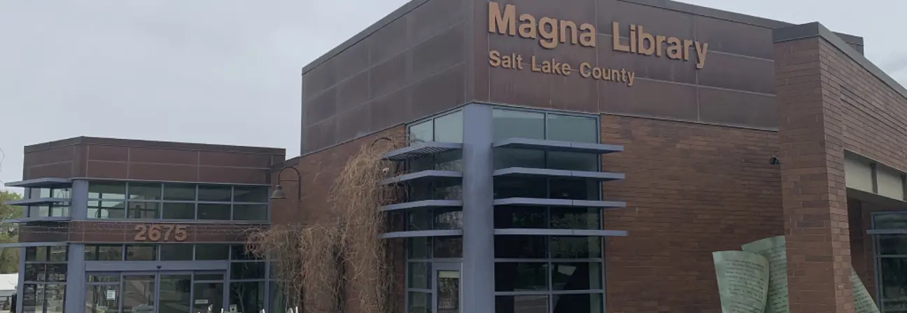 A building with a sign on it.