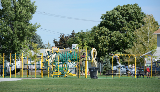 Bruce Field Park